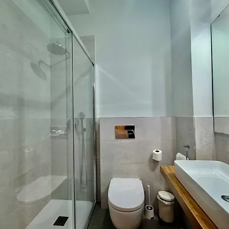Apartment Conde Brand New Stylish *