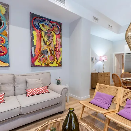 Conde Brand New Stylish Apartment *