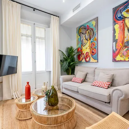 Apartment Conde Brand New Stylish Seville